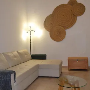 https://charming-apartment-jerez-de-la-frontera.es-andalucia.com